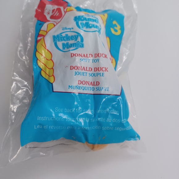 Mickey Mouse McDonald's Happy Meal Toy #3 -Mickey Mouse Soft Toy 2001 - Picture 8 of 9